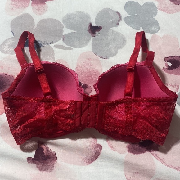 Victoria‘S Secret Non Padded Pink Lace Bra Size 34DD. - Picture 2 of 4